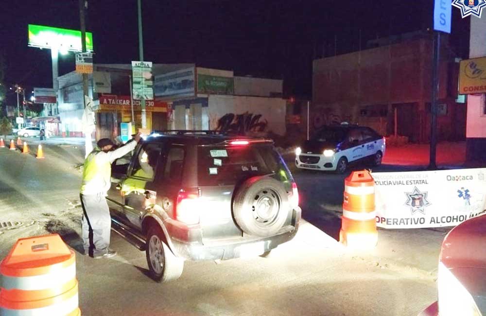 Detienen a 34 conductores durante Operativo Alcoholímetro en Valles Centrales y Tuxtepec