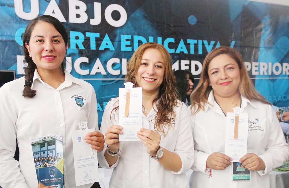 Oferta UABJO 42 licenciaturas, 49 posgrados y 10 bachilleratos en Exporienta 2019