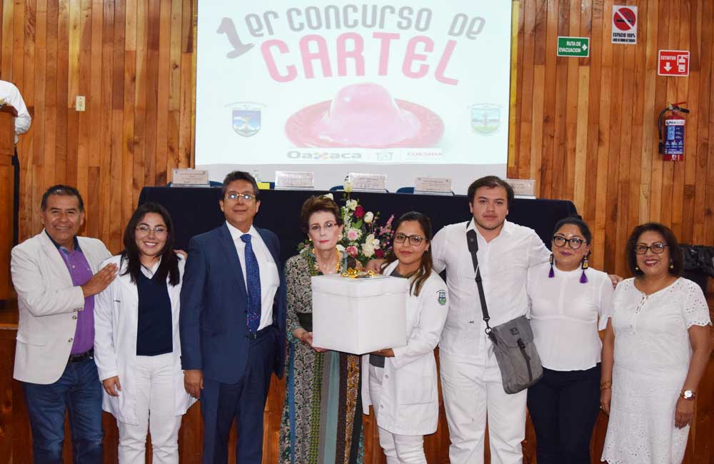 Premian Coesida y Medicina UABJO primer Concurso de Cartel del condón