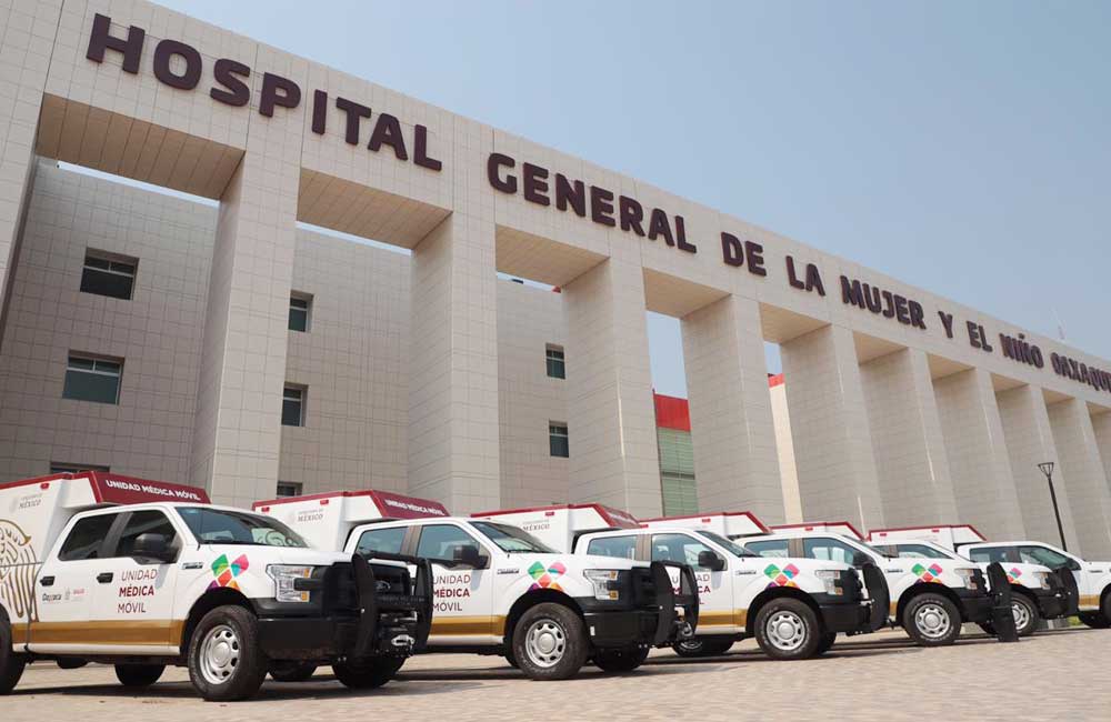 Reemplaza gobierno 14 Unidades Médicas Móviles para atender 171 pueblos