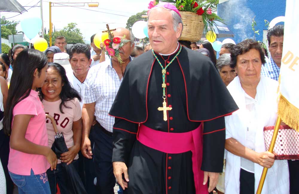 Arzobispo pide perdón por hechos denigrantes y vergonzosos en la Iglesia católica