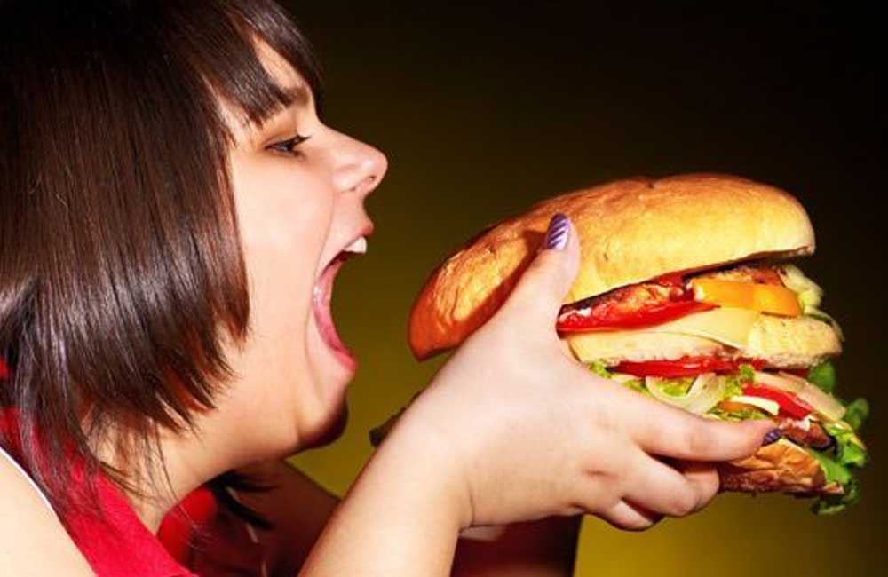 ¿Por qué la gente sufre de mala concentración y pesadez después de comer?