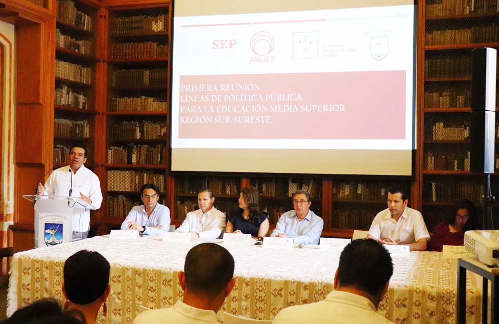 Presenta SEP en UABJO las políticas públicas de la ‘Nueva escuela mexicana’