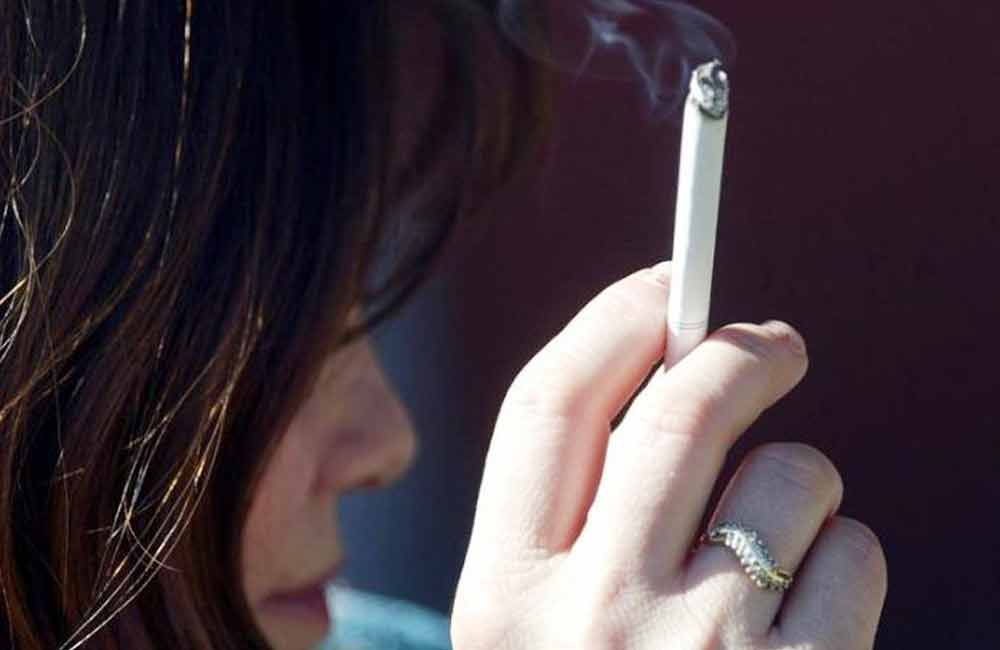 Fumadores pasivos o involuntarios son los más afectados, alerta el IMSS