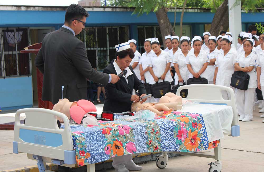 Inaugura Enfermería Huajuapan Clínica de Simulación de Terapia Intensiva