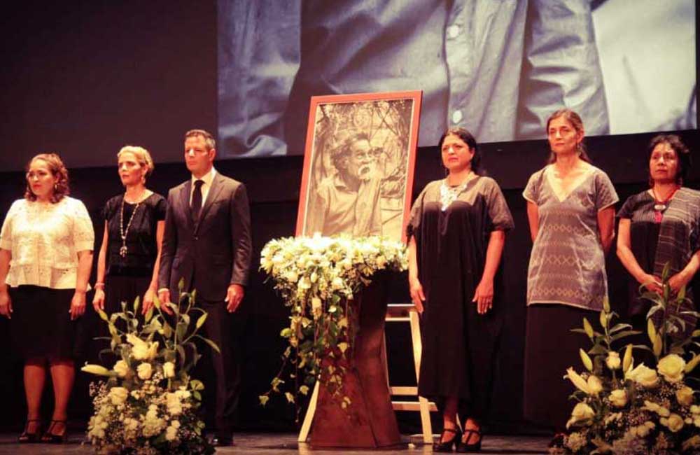 Adiós a Francisco Toledo en el Teatro ‘Macedonio Alcalá’