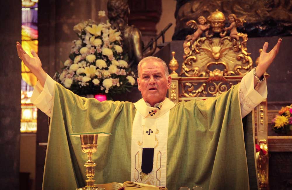 ´Sea generoso; no se va a quedar pobre si comparte’, sermonea el Arzobispo
