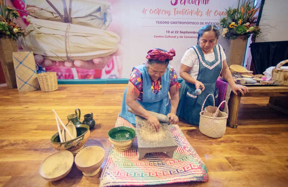 Con asistencia de 21 mil comensales concluyó tercer ‘Encuentro de cocineras tradicionales’