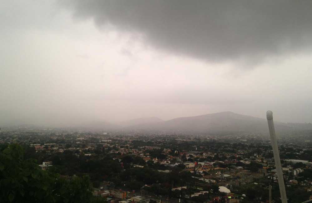 Alertan sobre lluvia, evento de ‘Norte’ y baja de temperatura en próximas 24 horas