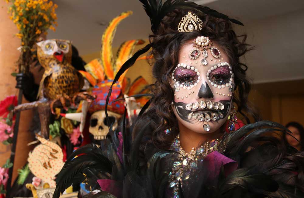 Invita Dirección de Arte y Cultura de la UABJO a su tradicional Muerteada y Concurso de Disfraces