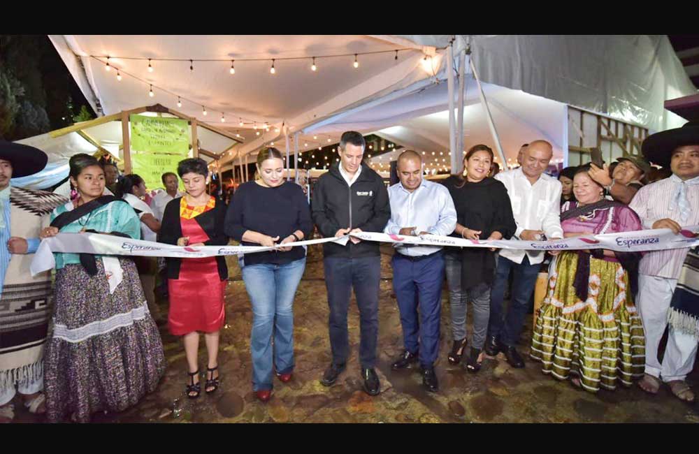 Inauguró Murat ‘Feria del pan y chocolate’ en Santa Lucía del Camino
