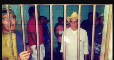 Encarcelan a Edil de Ayotzintepec; unos regidores no aceptan la ratificación del TEE Encarcelan a Edil de Ayotzintepec; unos regidores no aceptan la ratificación del TEE