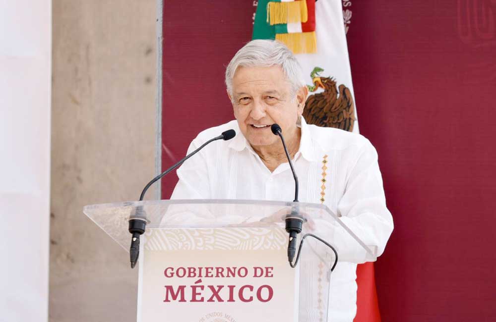 La autopista Mitla-Tehuantepec estará lista en 3 años: López Obrador