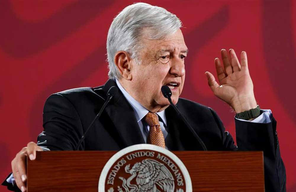 ‘Mejor bájenle´, pide López Obrador al narco, en lugar de dar despensas