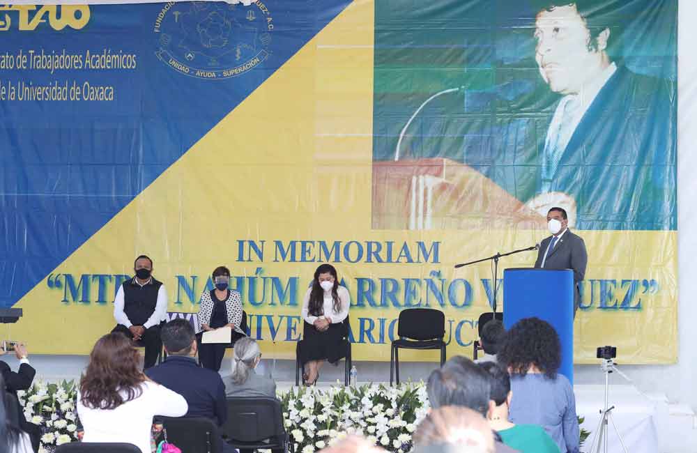 Unidad, el mejor homenaje a quienes se han adelantado: Rector UABJO