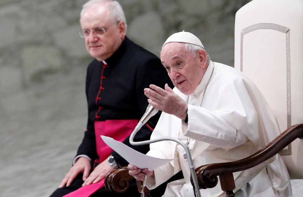 Las parejas homosexuales tienen derecho a la unión civil: Papa Francisco