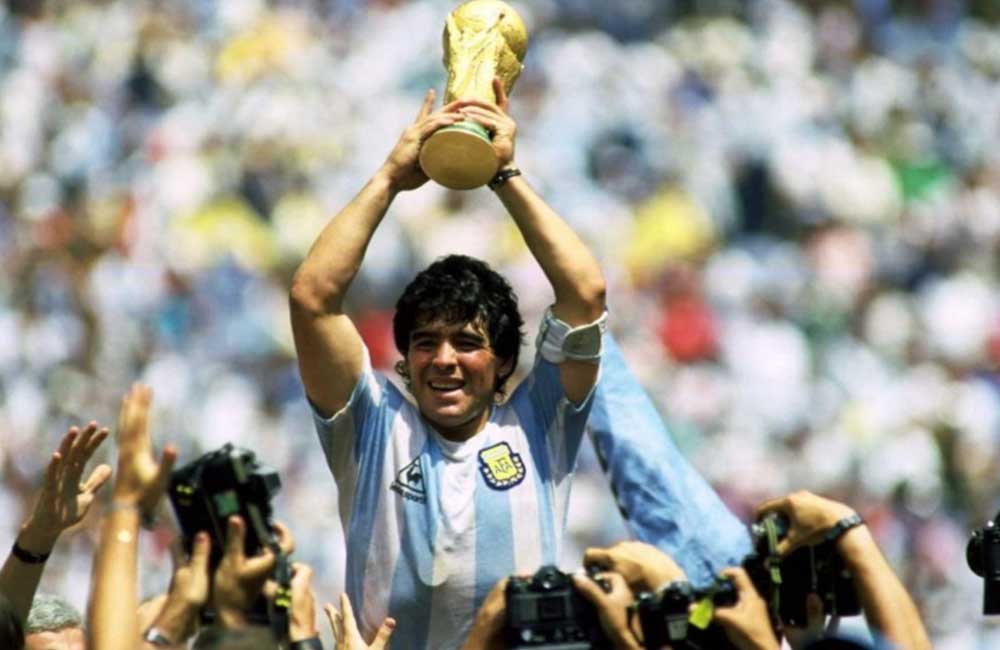 Murió Maradona a los 60 años, víctima de paro cardiorrespiratorio