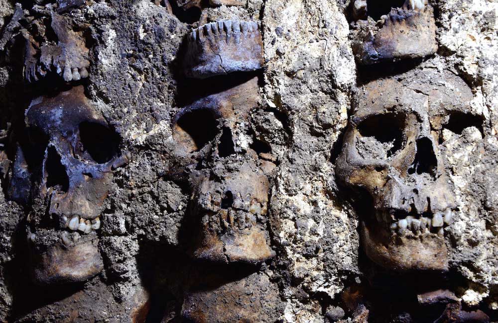 Localizan fachada de la torre de cráneos del ‘Huei Tzompantli’ de Tenochtitlan