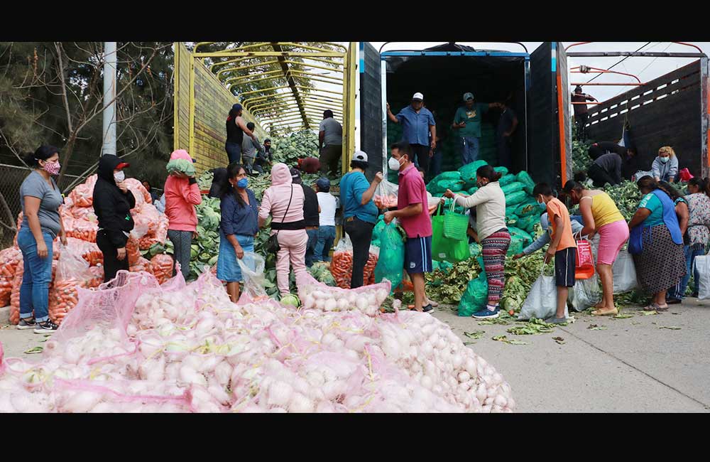 Investiga gobierno estatal sospechoso ingreso de verduleros poblanos a Oaxaca