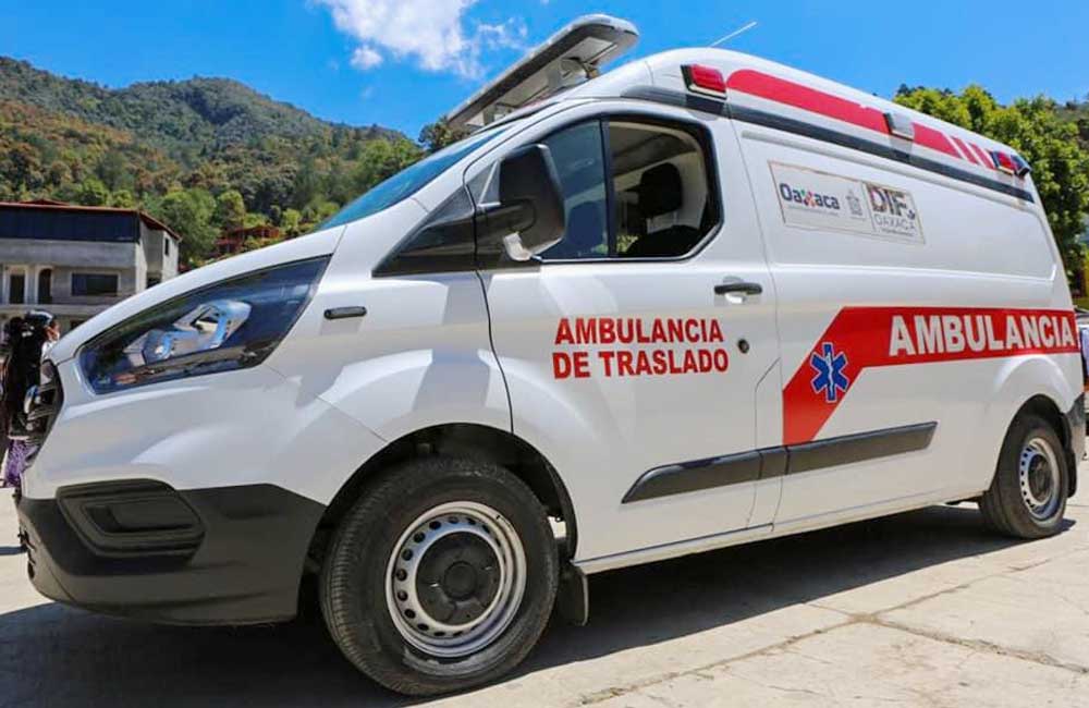La Sierra Norte Mixe recibe ambulancia equipada