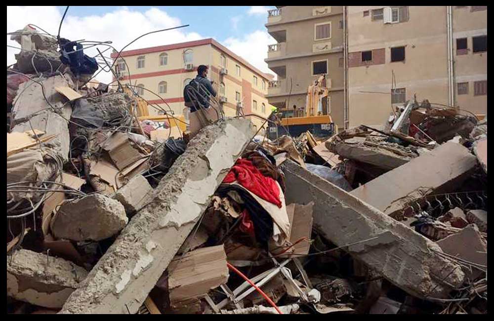 Se derrumba edificio de nueve pisos en El Cairo; reportan 24 lesionados