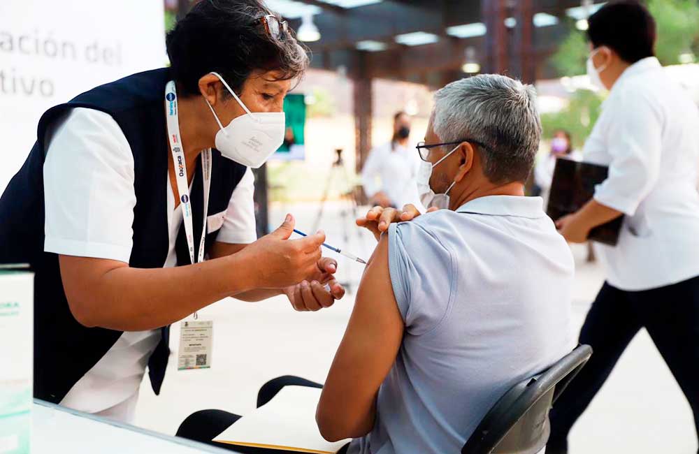 Centros de vacunación Covid-19 listos para inmunización de personal educativo