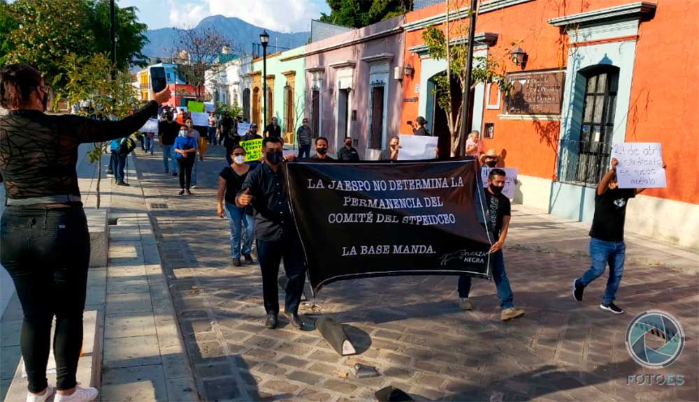 Sindicalizados protestan y exigen cambio de comité del STPEIDCEO