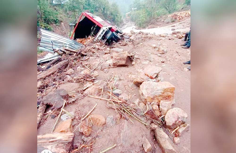 CEPCO y municipio de Zimatlán atienden daños en zonas afectadas por lluvias