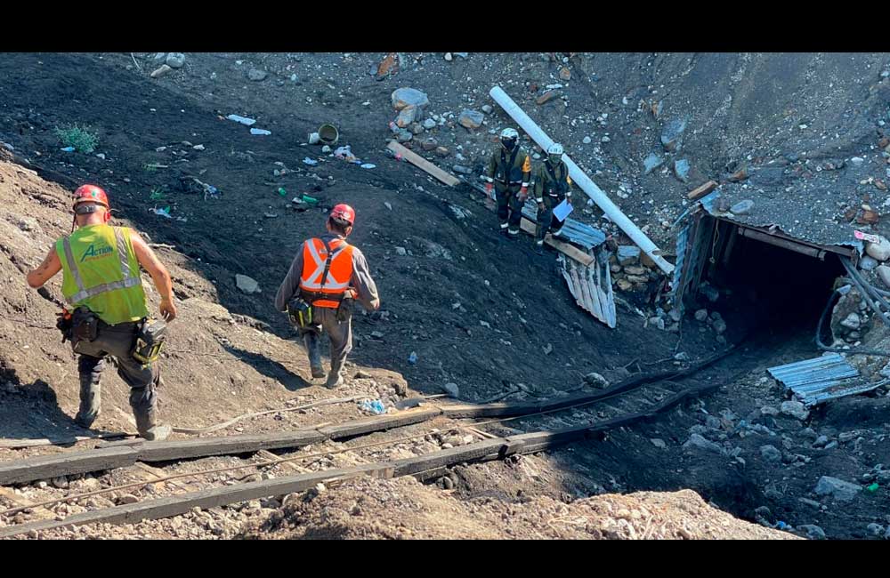 Hallan sin vida a 6 de los 7 mineros atrapados en Coahuila