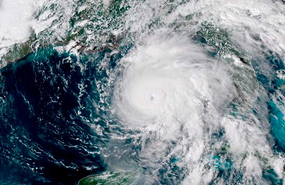 Huracán ‘Enrique’ se intensifica y alcanza categoría 1 en costas mexicanas