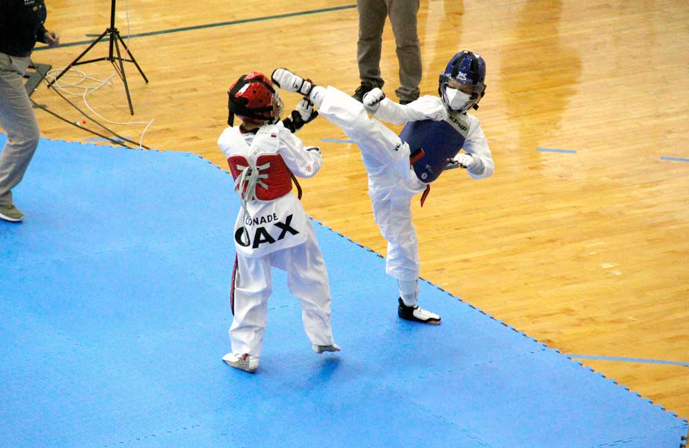 Debuta Ximena Hermida en Juegos Nacionales con medalla de plata en taekwondo