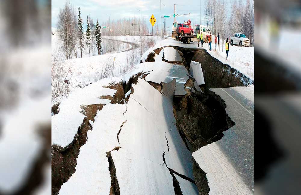 Terremoto de 8.2 que sacudió la costa de Alaska fue el más fuerte en décadas, dice un funcionario