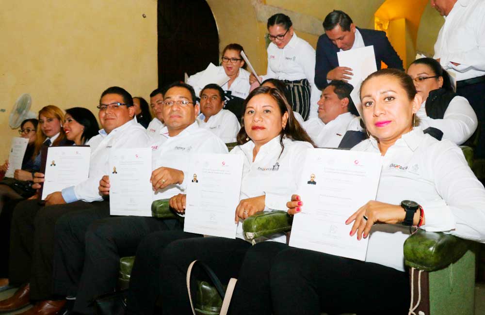 Oaxaca es galardonado por el impulso del Icapet a la certificación laboral