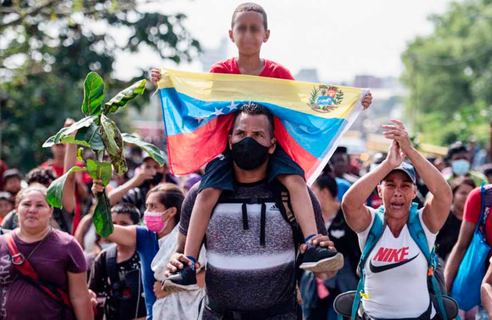Tras petición de EU, México podría endurecer requisitos de entrada a venezolanos: Reuters