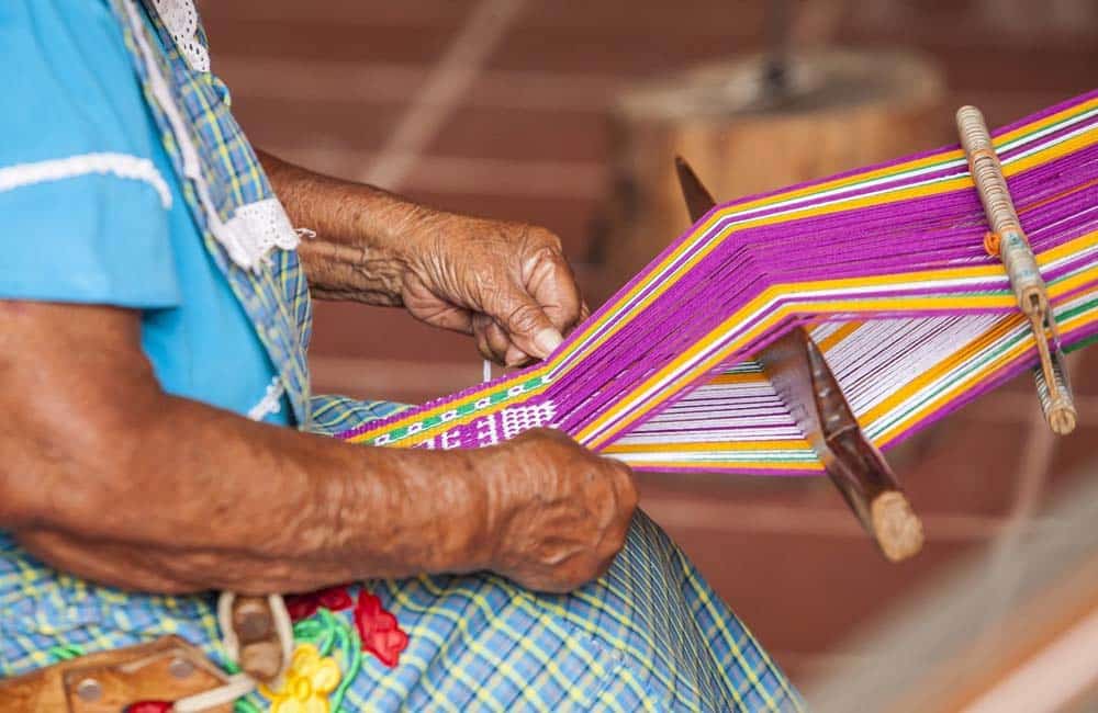 Solicita Congreso promover a las y los artesanos indígenas a nivel mundial