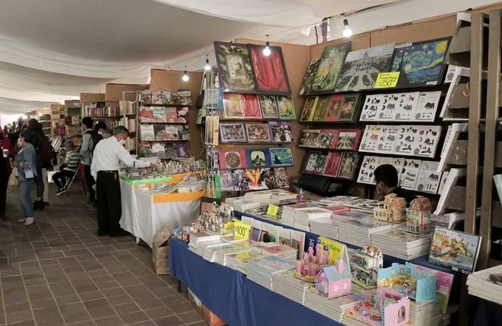 Inauguran el Primer Festival Literario Oaxaca 2022 en Paseo  Juárez “El Llano”