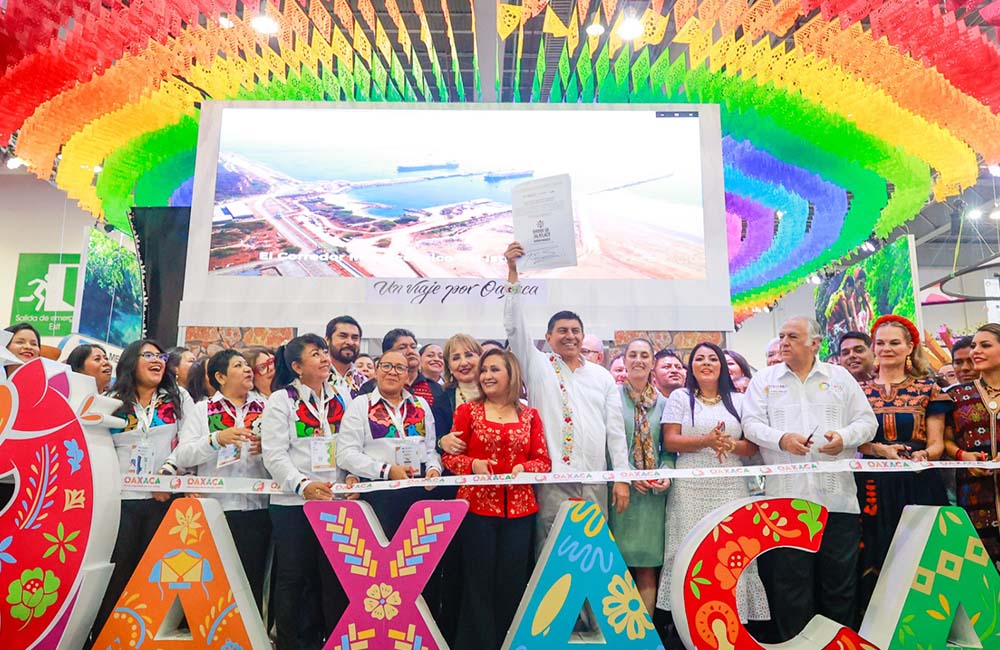 Inauguran stand de Oaxaca en el Tianguis Turístico 2023 celebrado en la CDMX