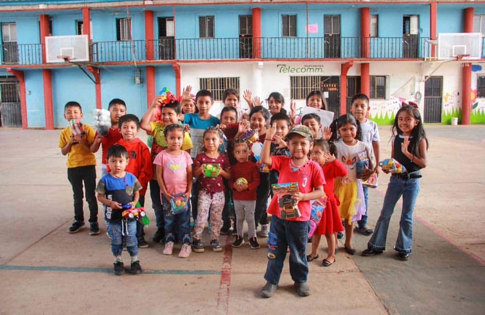 Cerca de 40 mil niñas y niños de Oaxaca recibieron un juguete este 30 de abril