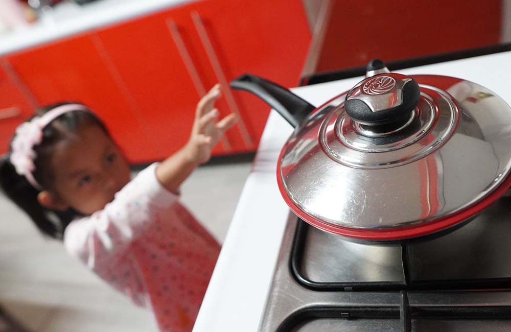 El 90% de las quemaduras pediátricas ocurren dentro de la cocina: SSO