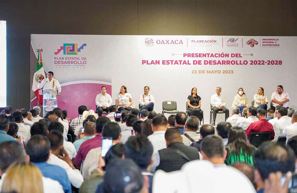 Presenta gobernador Salomón Jara el Plan Estatal de Desarrollo 2022-2028