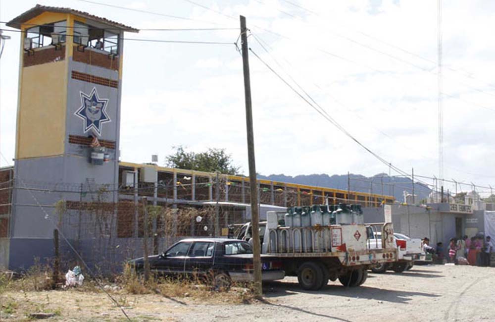 Denuncian tortura y amenazas en el Centro Penitenciario de Tehuantepec