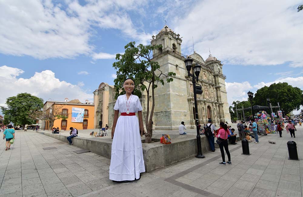 En Oaxaca somos alegres, trabajadores y gigantes: Tonatiuh Estrada