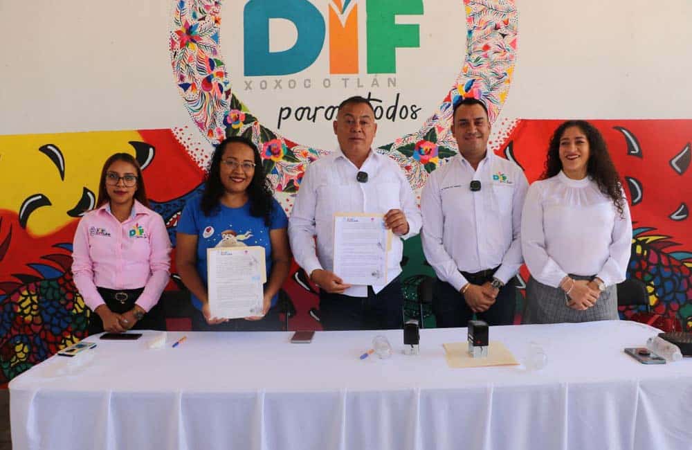 Firma convenio Ayuntamiento de Santa Cruz Xoxocotlán por una lactancia responsable