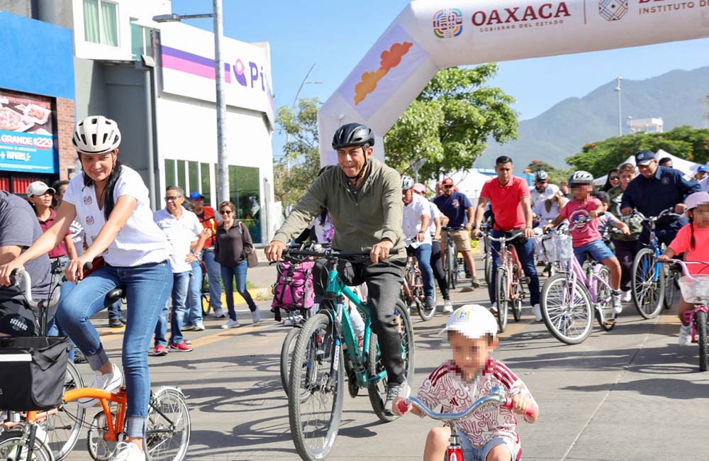 Niñez, juventudes y ciudadanía recuperan las calles de Oaxaca