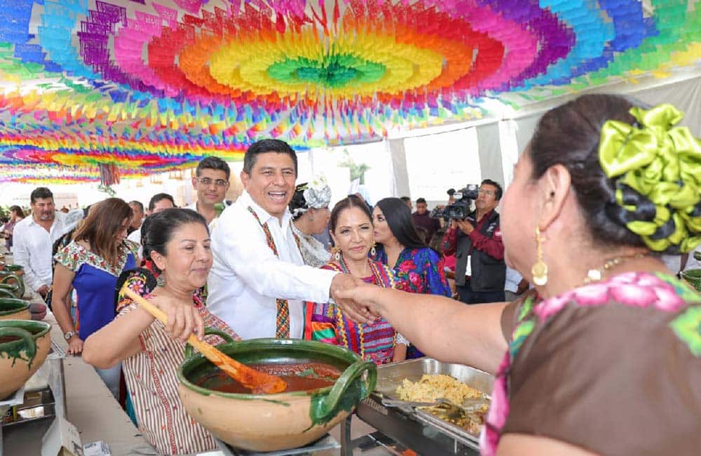 Festival de los Moles, exitosa muestra de la riqueza gastronómica de los pueblos de Oaxaca