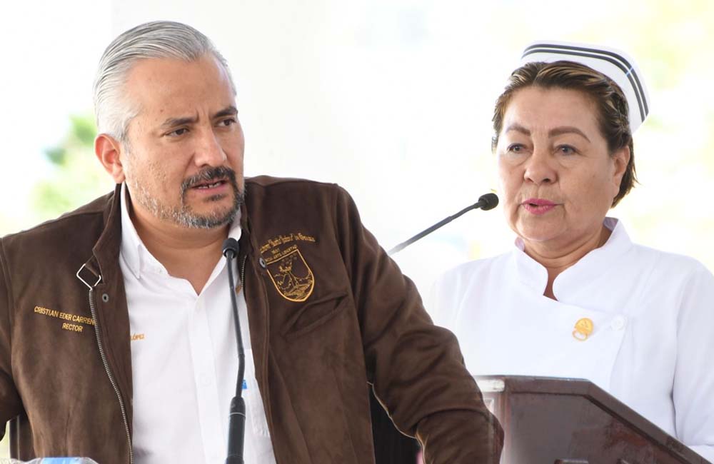 Yracema Martínez, nueva Directora de Enfermería UABJO