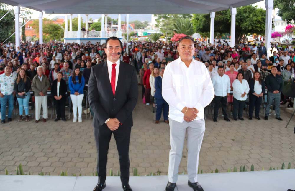 Eric Ortiz transforma la asistencia social del DIF en Santa Cruz Xoxocotlán
