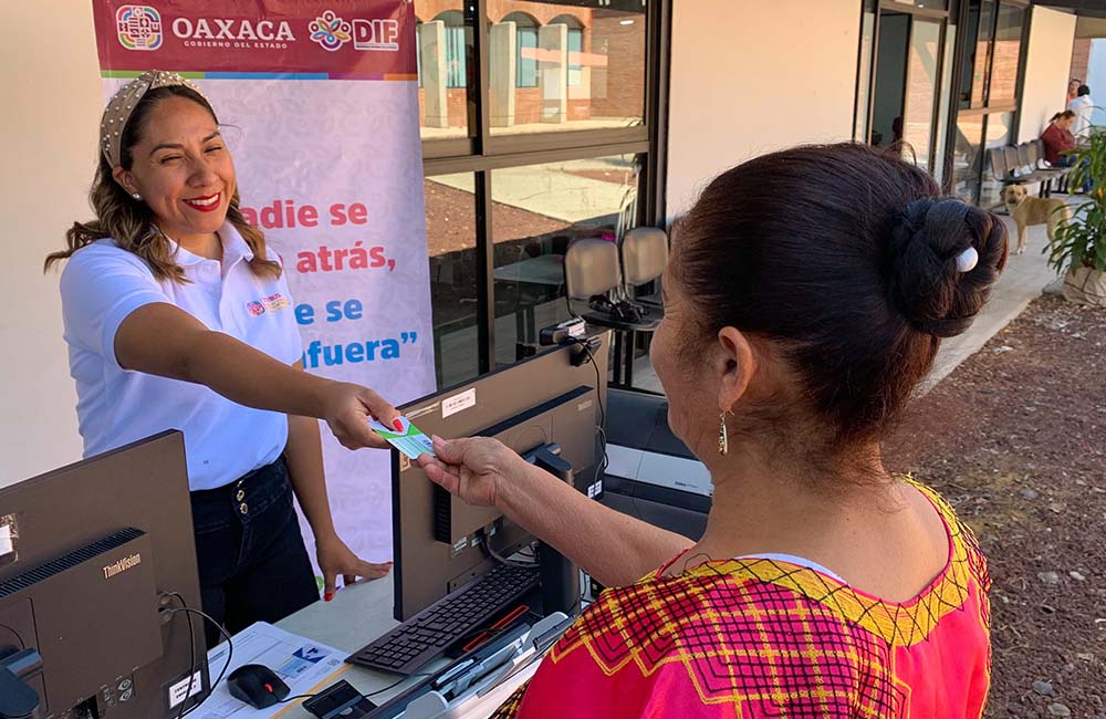 Abren módulo en el DIF Oaxaca para obtener tarjeta preferente del Citybus