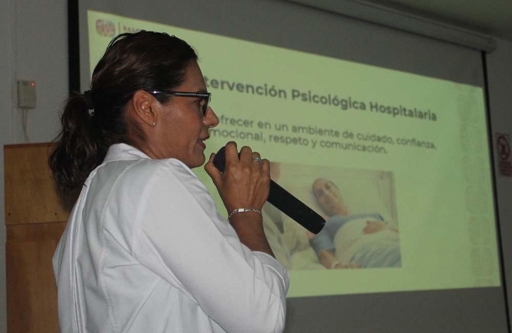 Garantizan apoyo emocional a personas hospitalizadas en Hospital Dr. Aurelio Valdivieso