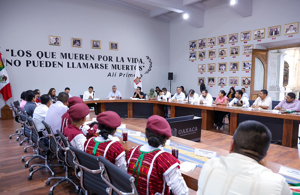 Atiende Gobierno de Oaxaca planteamiento del MULT